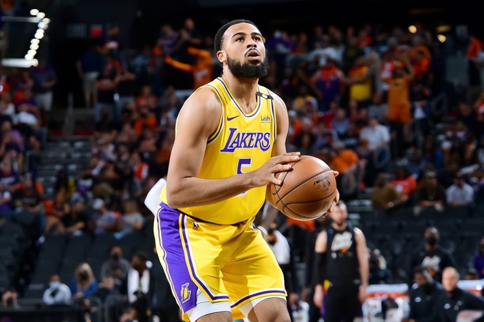 站稳脚跟并, A球队的关 站稳脚跟并, A球队的关